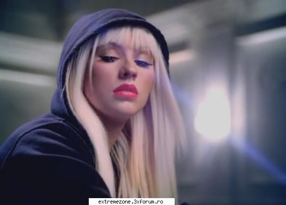 Christina Aguilera - Keeps gettin better..FM.ro.. - download.... size...59.8 mb - VIDEOCLIPS FREE DOWNLOAD